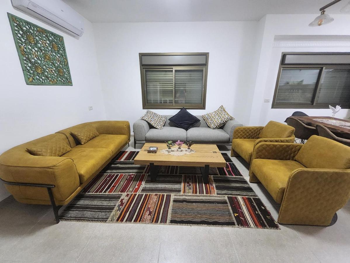 Garden Apartments. Mas'ada المظهر الخارجي الصورة