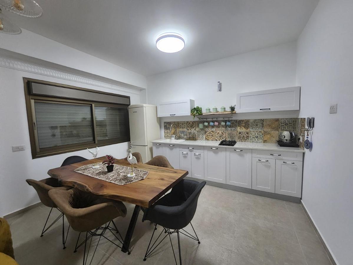 Garden Apartments. Mas'ada المظهر الخارجي الصورة